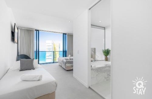 Broadbeach Apartment | Oracle Resort Broadbeach - 4 Bedroom Sub Penthouse Ocean View Apartment - QSTAY