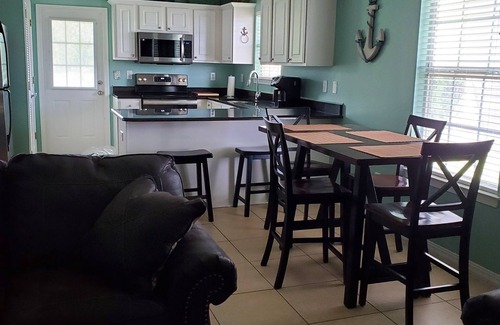Orange Beach Villa | Orange Beach Villas 1 mile from the Wharf