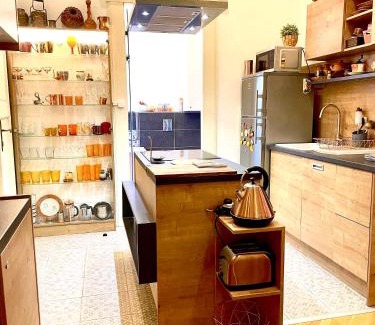 Inner City Budapest Apartment | ORANGE Pearl Apartment 3 rooms next to Danube