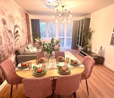 Torokvesz Apartment | OrangeHomes Green Haven Apartment Buda