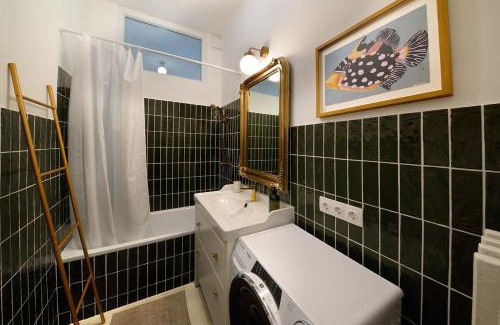 Ujlipotvaros Apartment | OrangeHomes Pannónia Vintage 3 bedroom Apartment