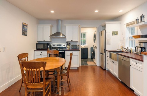 Eastsound House | Orcas Island, Purdue Lake Retreat