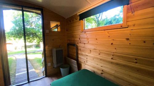 Penrith Other | Orchard Hideaways