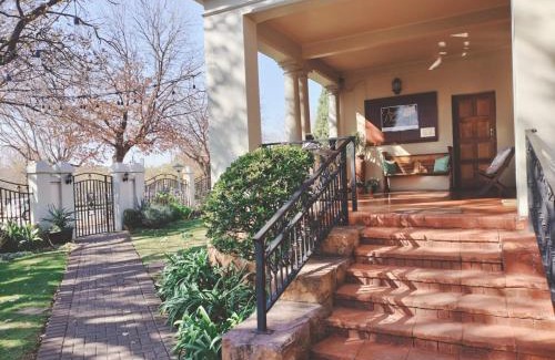 Middelburg Bed & Breakfast | Oregon Place Guest House
