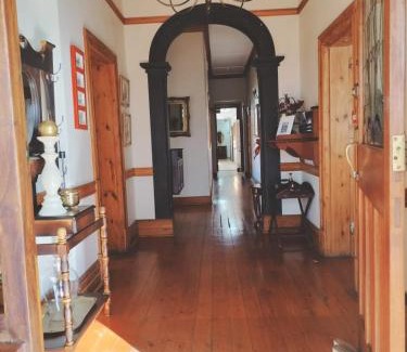 Middelburg Bed & Breakfast | Oregon Place Guest House