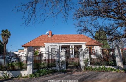 Middelburg Bed & Breakfast | Oregon Place Guest House