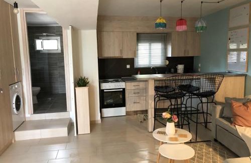 Nea Peramos Apartment | ORFEAS SUITE
