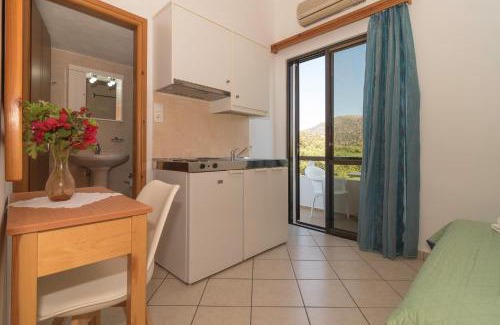 Palaiochora Apartment | Oriental Bay