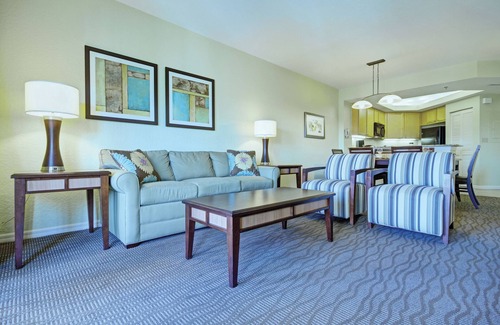 Kissimmee Resort | Orlando, FL: Studio w/Resort Pool, Hot Tub, WiFi & More! 4 Miles from Disney