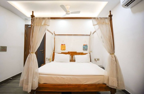 Shalimar Bagh Hotel | Orsom Stay Delhi