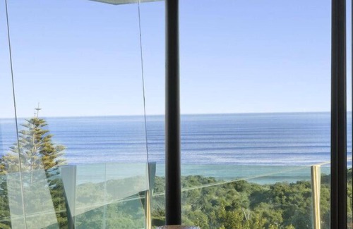 Ocean Grove House | Orton Oceanview Retreat