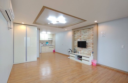 Hallim Condo | Orumm Pension