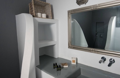 Aliki Hotel | Ostria Studios & Apartments