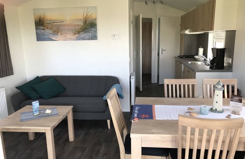 Gelting House | Ostseechalet Strandmuschel - Direkter Meerblick, Überdachte Terrasse, Parkplatz