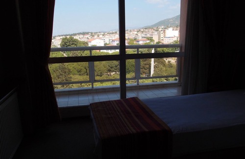 Tire Hotel | Otel Tirem