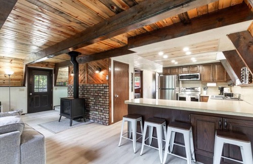 Island Park Cabin | Otter's Edge | Steps to River| 29MI to YNP