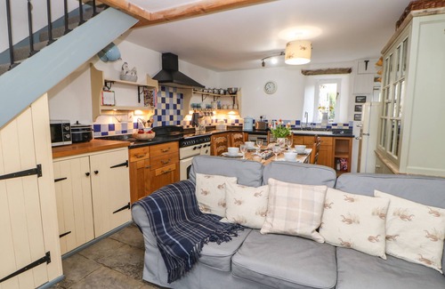 Great Asby House | OTTERS HOLT, pet friendly, with open fire in Appleby-In-Westmorland