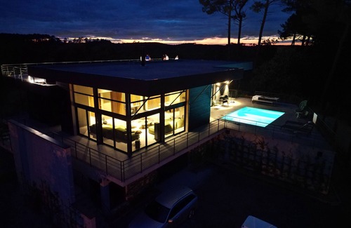 Biscarrosse Villa | Our newly built 400m2 villa promises an exclusive escape in Biscarrosse