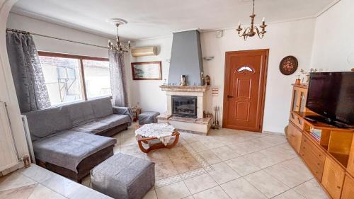 Marathokampos House | Ouranias House