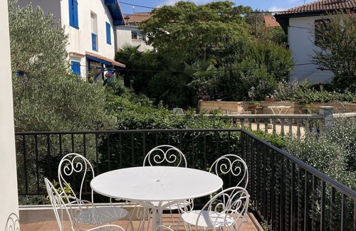 Hendaye House | OUT OF RENTAL MARKET - Walk to the beach, perfect house for groups & families