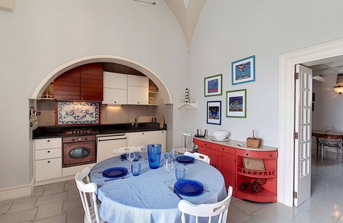Castro Marina Ski Chalet | Outdoor jacuzzi in old town w/fantastic sea view