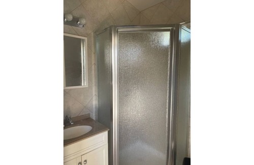 Visalia Apartment | Outdoor private pool house 1 bed queen size 1 bath outdoor kitchenette
