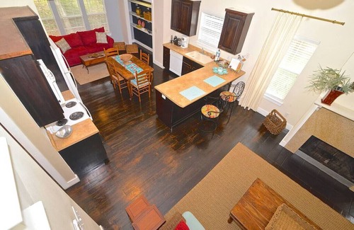 Point Clear House | Outdoorsy cottage in Fairhope, AL; pet friendly; conveniently located