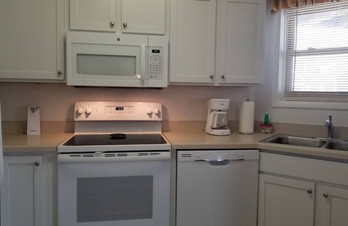 Kill Devil Hills Condo | OUTER BANKS BEACH CLUB Oceanfront Resort 3 Pools Activity Program Aug 10-17 2025