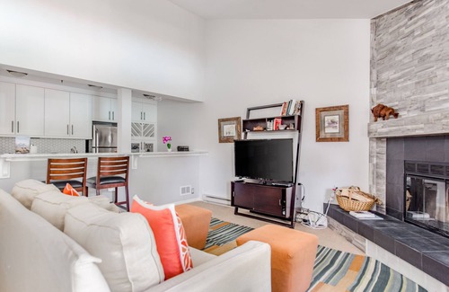 Moose Wilson Road Condo | Outpost: Balsam Lodge A6