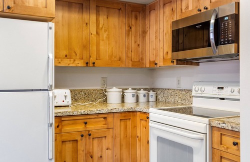 Teton Village House | Outpost: Eagles Rest 12 - Pool and Hot Tub Access