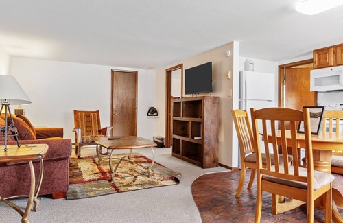 Jackson Condo | Outpost: Vine Street 4 - Close to Snow King!