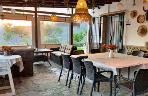 Sayalonga Cottage | Outstanding Private Villa ideal for an amazing holidays