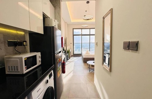 Business Bay House | Oval Tower Urban Hideaway