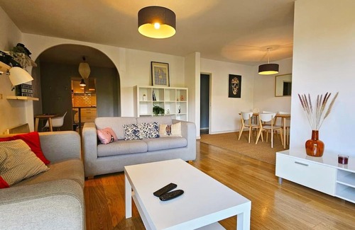 Estanove Apartment | Ovalie ! Spacieux T3 lumineux