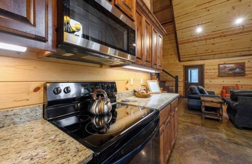 Broken Bow Cabin | Over Yonder-3Bed/Bunks/Pool Table/3.5 Bath