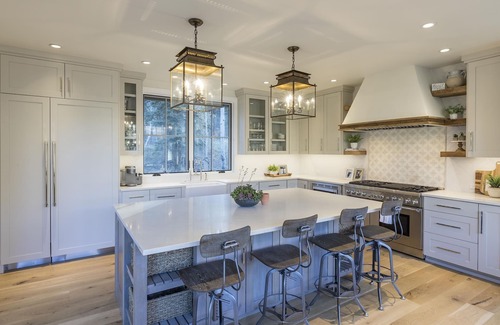 Mountain Village House | OVERLOOK HAUS- Mountain Oasis Overlooking San Sophia’s Ridge, Fire Pit & Hot Tub