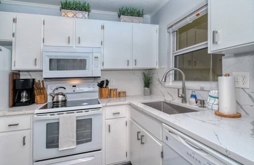 Siesta Key Condo | Overlooking Siesta Beach Penthouse #408