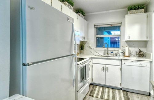 Siesta Key Condo | Overlooking Siesta Beach Penthouse #408