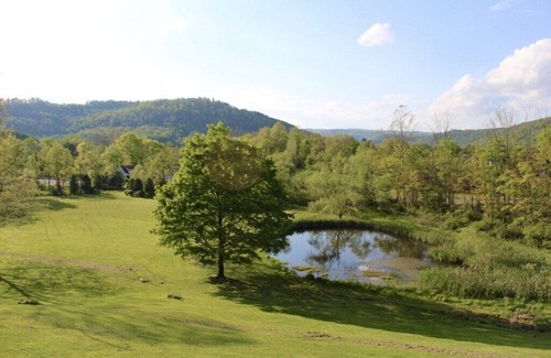 Confluence Cabin | OVR's Timber Ridge-Gorgeous Lodge located ON the GAP Trail in Confluence!