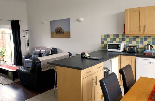 New Forest District House | Owl Barn is bright, spacious and airy, enjoying a peaceful farm setting