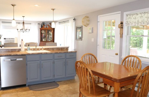 Oneonta House | Owl Patch - Recent renovation, near All Star Village, fire pit