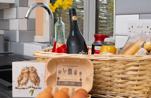 Acton House | Owlhoot Annexe - One Bedroom House, Sleeps 2