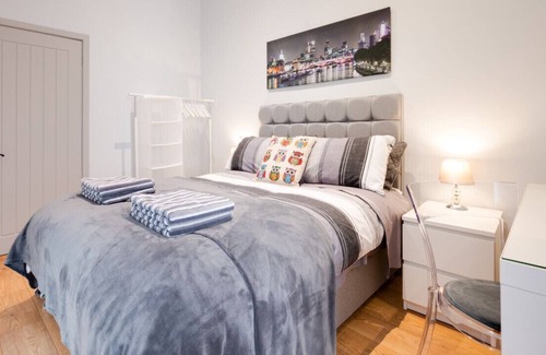 Acton House | Owlhoot Annexe - One Bedroom House, Sleeps 2