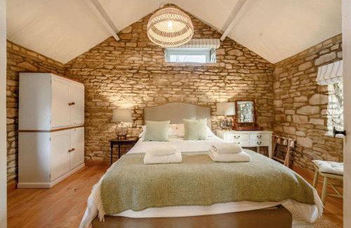 Maugersbury House | Oxbow Cottage
