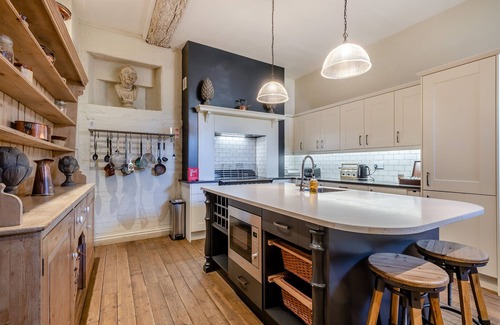 Brampton Cottage | Oxnead Hall is a breathtaking historic estate that blends grandeur with charm.