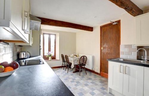 Worton House | Oxnop Cottage