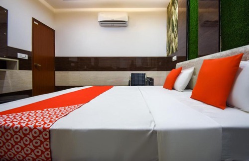 Zirakpur Hotel | OYO 70744 Hotel Atharv
