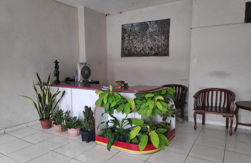 Cokroaminto Hotel | OYO 90096 Hotel Tiana