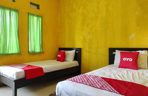 Jatiwangi Hotel | OYO 90333 Wisma Tenang Jaya Syariah