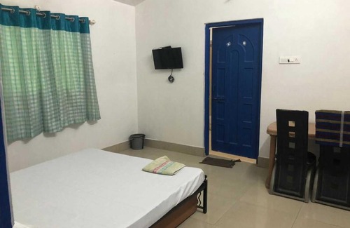 Kalmeshwar Hotel | OYO 90337 Kuber